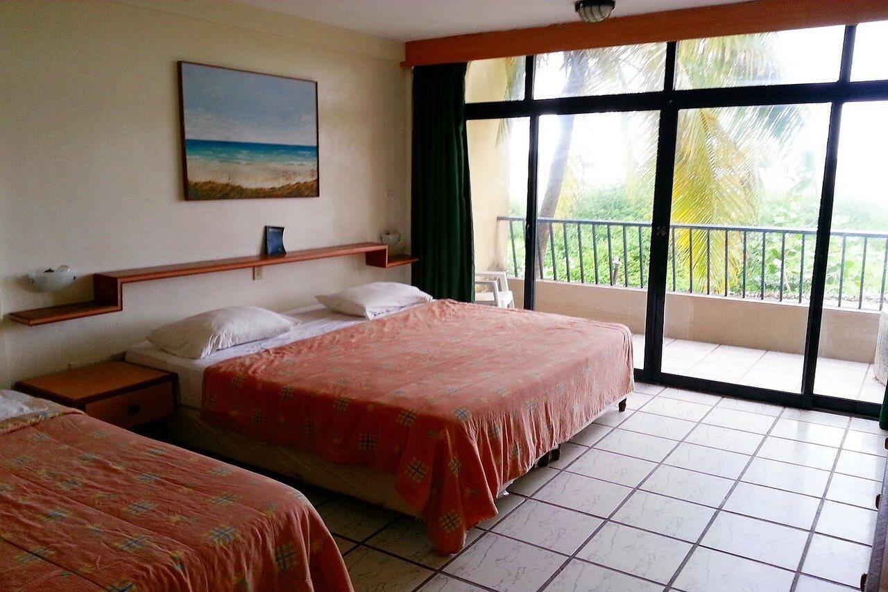 Hotel Golden Paradise Playa El Agua Buitenkant foto