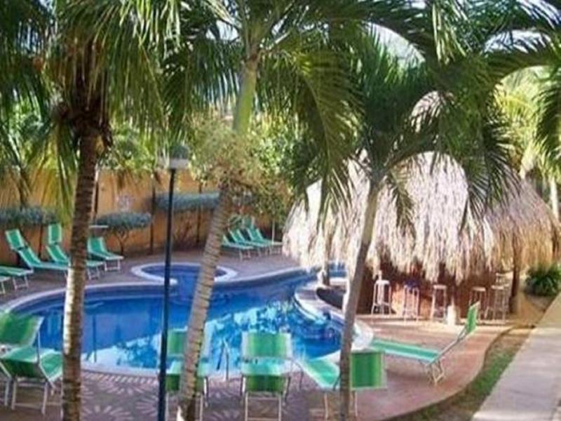 Hotel Golden Paradise Playa El Agua Buitenkant foto