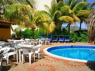 Hotel Golden Paradise Playa El Agua Buitenkant foto