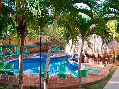 Hotel Golden Paradise Playa El Agua Buitenkant foto